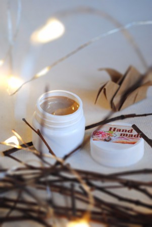 /products/vv-krem-beauty-balm-legkij-tonalnij-zvolozhuyuchij-krem-z-zakhistom-vid-sontsya/